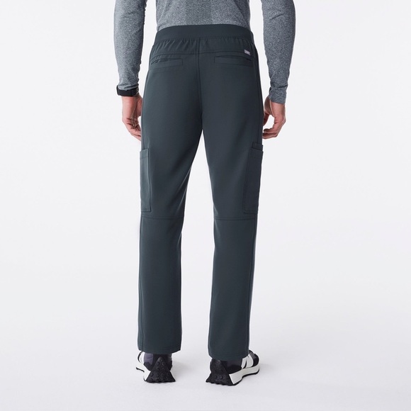 FIGS- Axim™ Cargo Scrub Pants size 3XLR - Picture 4 of 10